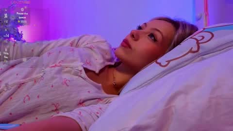 umpa_lummpa_ online show from 04-12-26, 02:27