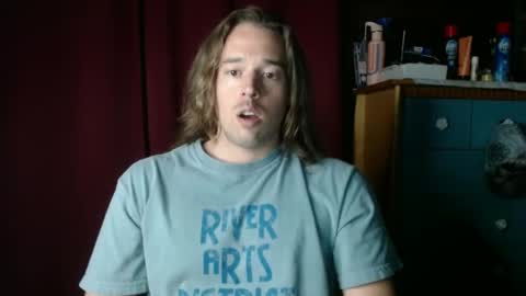 Snapshot of umphreak42 chatting on 09-27-25, 12:15 Andrew online show from 09-27-25, 12:15