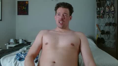 Snapshot of umphreak42 chatting on 03-17-26, 06:55 Andrew online show from 03-17-26, 06:55