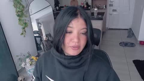 Snapshot of unatatuada chatting on 11-05-25, 07:25 Franchesca online show from 11-05-25, 07:25