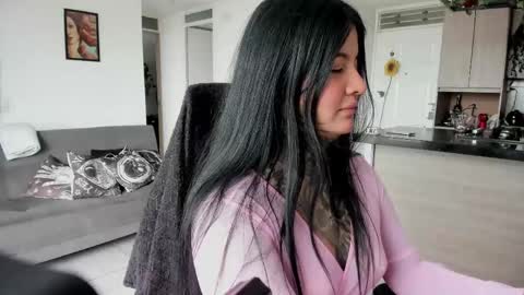 Snapshot of unatatuada chatting on 04-13-26, 08:36 Franchesca online show from 04-13-26, 08:36