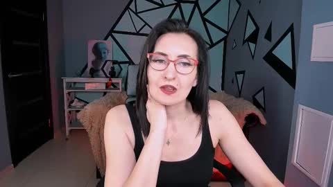 UnaTera online show from 01-11-26, 09:03