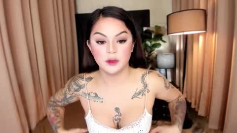 Lady tan online show from 09-17-25, 11:50