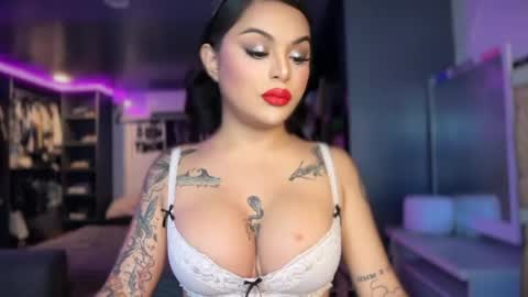 Lady tan online show from 04-27-26, 01:03