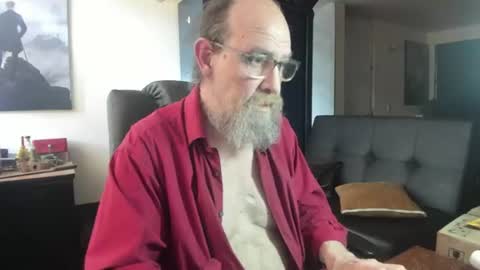 Uncle Hottie online show from 07-24-26, 09:46
