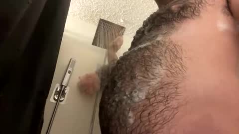 Snapshot of uncle_seabiscuit chatting on 03-09-26, 01:20 Chris online show from 03-09-26, 01:20