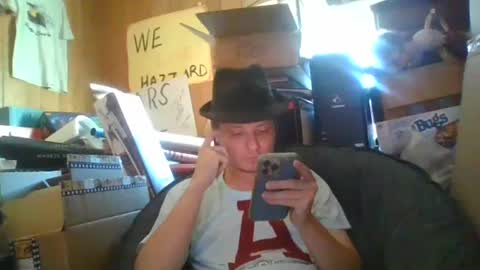 Snapshot of uncut929 chatting on 10-04-25, 08:07 uncut929 online show from 10-04-25, 08:07