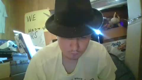 Snapshot of uncut929 chatting on 10-05-25, 06:39 uncut929 online show from 10-05-25, 06:39