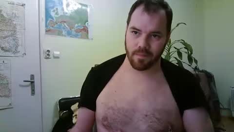 Snapshot of uncut_strong chatting on 01-13-25, 06:27 Uncut Strong online show from 01-13-25, 06:27