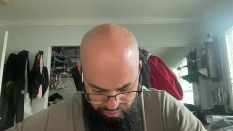 uncutbeard129840 online show from 11-06-25, 11:59