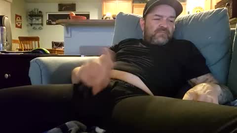 Snapshot of uncutbull541 chatting on 10-20-25, 05:41 uncutbull541 online show from 10-20-25, 05:41