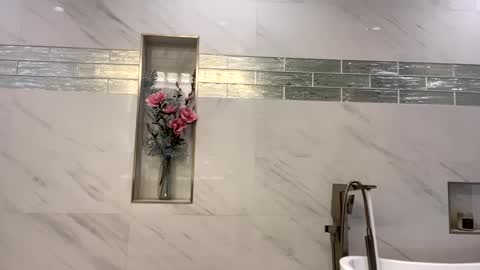 Snapshot of uncutnudist chatting on 02-16-25, 05:04 uncutnudist online show from 02-16-25, 05:04