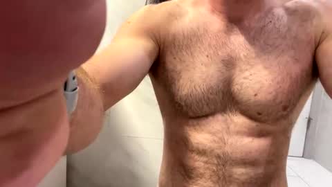 Snapshot of uncutnudist chatting on 04-14-26, 01:17 uncutnudist online show from 04-14-26, 01:17