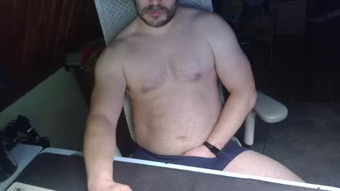 Under the desk online show from 04-21-26, 09:48