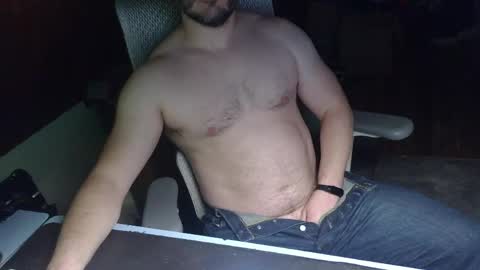 Under the desk online show from 04-25-26, 09:12