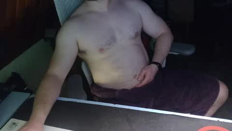 Under the desk online show from 04-27-26, 08:29