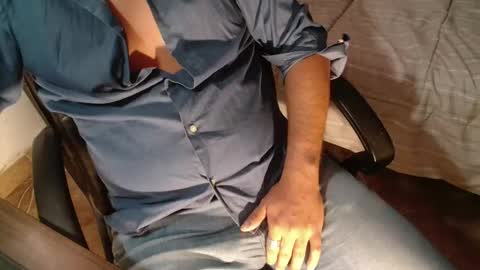 Giov online show from 09-24-25, 07:39