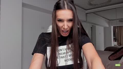 Silvia online show from 12-07-24, 07:32