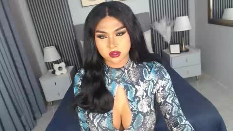 Snapshot of unforgettablebrianna chatting on 10-28-25, 06:21 BRIANNA online show from 10-28-25, 06:21