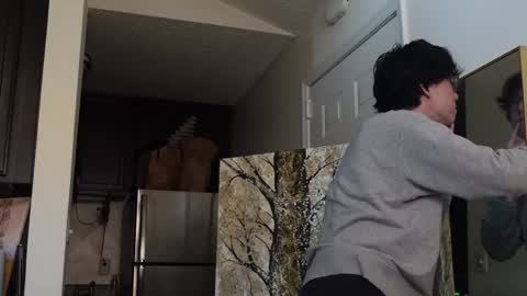 wang online show from 12-06-24, 09:02