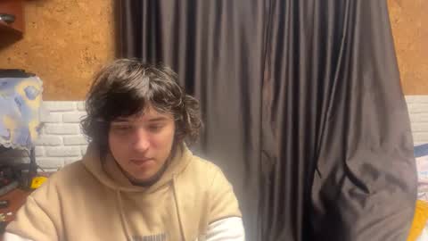 Snapshot of unholy_heat chatting on 12-19-25, 10:28 Anri online show from 12-19-25, 10:28