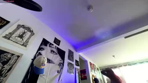 eva online show from 07-08-26, 02:32