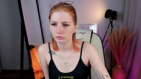 Call me Mira  thumbs up its make me happy online show from 12-29-24, 01:38