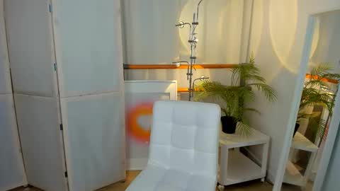 Call me Mira  thumbs up its make me happy online show from 03-10-25, 09:29