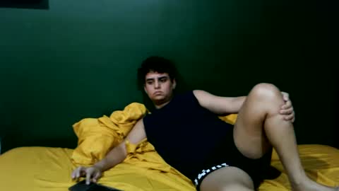 Snapshot of unlimitedfantasy chatting on 10-14-25, 07:53 Thiago online show from 10-14-25, 07:53