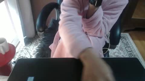 Snapshot of unlimitedloving chatting on 10-06-25, 12:19 unlimitedloving online show from 10-06-25, 12:19