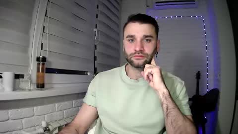 SlavaVibes online show from 04-10-26, 06:23