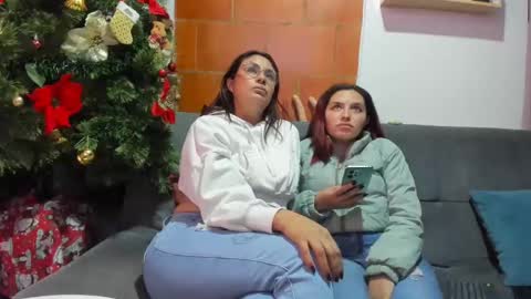 Kary and jhoa online show from 12-07-24, 09:44