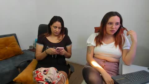 Kary and jhoa online show from 02-15-25, 07:06