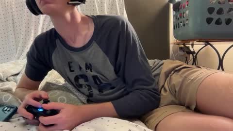 Snapshot of unverifiedbwc chatting on 03-12-25, 09:13 Stepbro online show from 03-12-25, 09:13