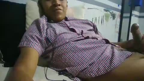 Snapshot of ur855224 chatting on 02-07-26, 01:37 EL CAMA online show from 02-07-26, 01:37