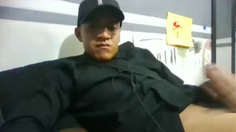 Snapshot of ur855224 chatting on 02-15-26, 12:51 EL CAMA online show from 02-15-26, 12:51