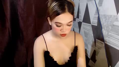 Snapshot of ur_anarosesexdoll chatting on 11-23-25, 09:58 anarose online show from 11-23-25, 09:58