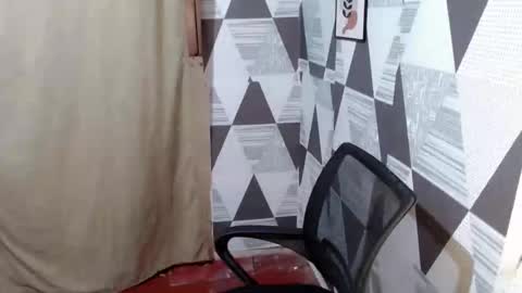 Snapshot of ur_anarosesexdoll chatting on 12-20-25, 10:28 anarose online show from 12-20-25, 10:28