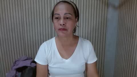 Snapshot of ur_asianbemvie69 chatting on 06-10-26, 08:13 bemvie online show from 06-10-26, 08:13