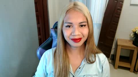 Vee online show from 01-22-25, 02:56