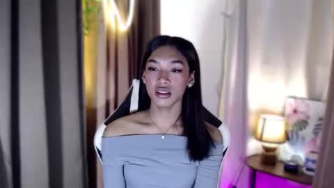 ur_dazzlingmorenaxx online show from 10-13-25, 12:32