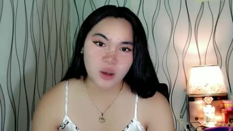 QUEENSY online show from 03-10-26, 01:54