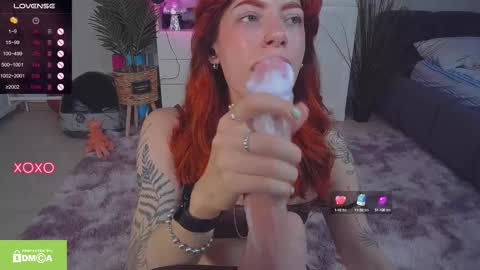 Snapshot of ur_olivia chatting on 10-13-25, 11:43 Olivia Kaufman online show from 10-13-25, 11:43