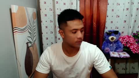 Snapshot of ur_pinoydave chatting on 02-01-25, 03:28 Dave online show from 02-01-25, 03:28