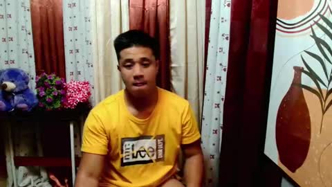 Snapshot of ur_pinoydave chatting on 03-08-25, 09:29 Dave online show from 03-08-25, 09:29