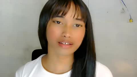 Ellie online show from 04-13-26, 12:43