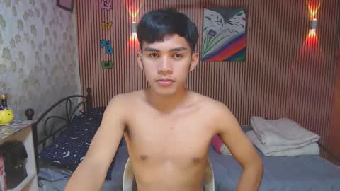 Snapshot of ur_shan21 chatting on 09-18-25, 03:03 ur_shan21 online show from 09-18-25, 03:03