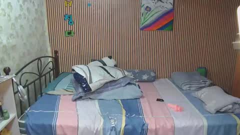 Snapshot of ur_shan21 chatting on 10-06-25, 09:56 ur_shan21 online show from 10-06-25, 09:56