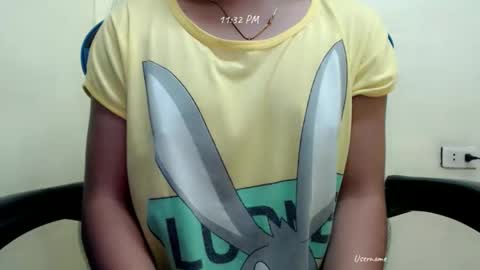 ur_small_girl online show from 10-06-25, 03:31