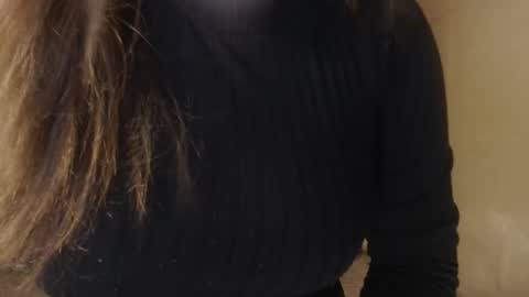 Snapshot of ur_truelyhot_trisha chatting on 02-17-26, 08:04 ur_truelyhot_trisha online show from 02-17-26, 08:04